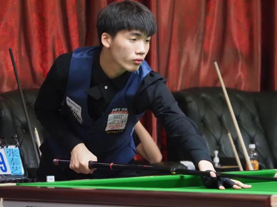 阿斯顿维拉 阿斯顿维拉