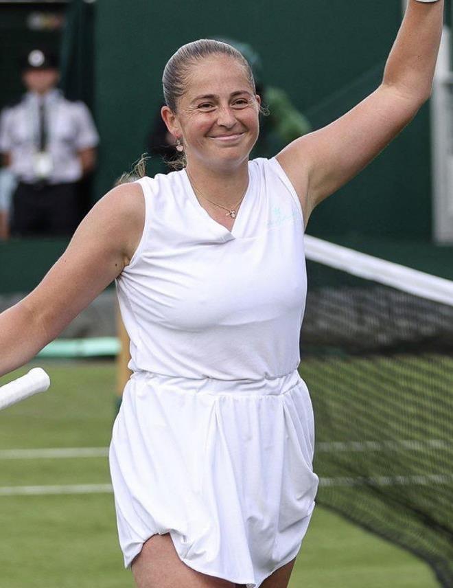 抱与泪水 抱与泪水