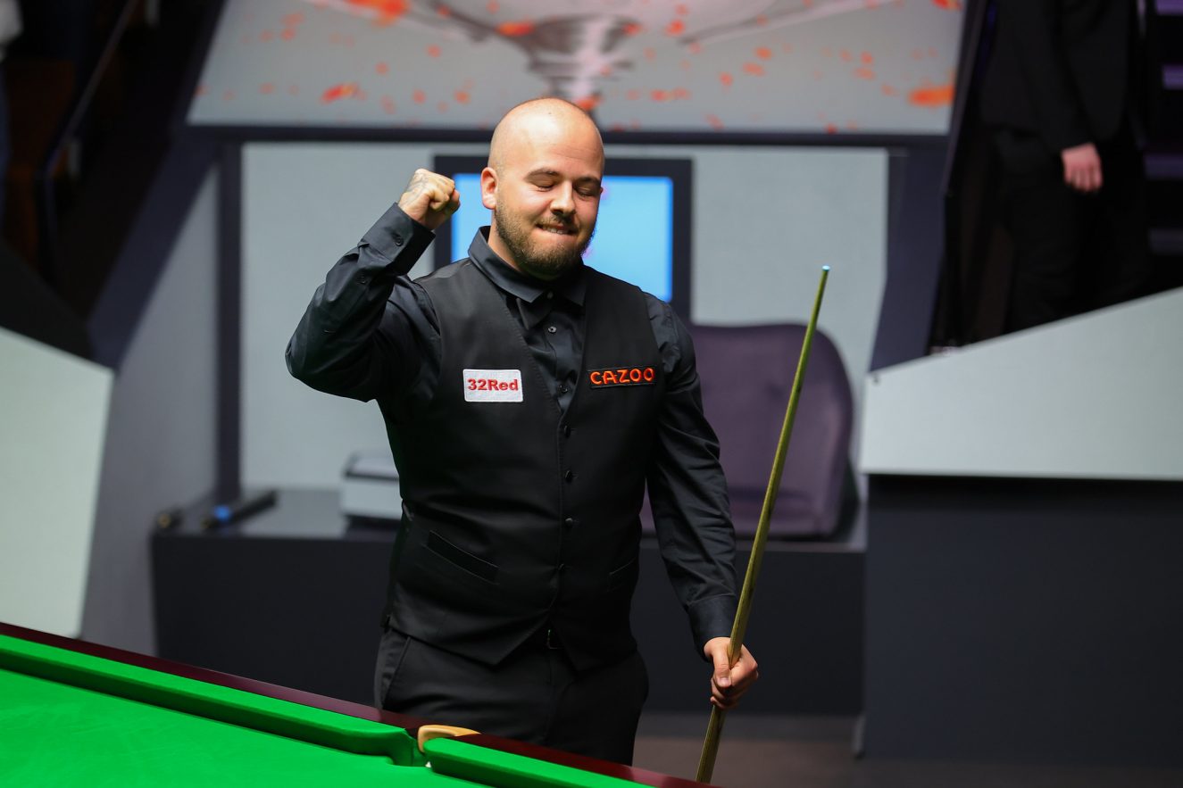 球锁定胜局 球锁定胜局